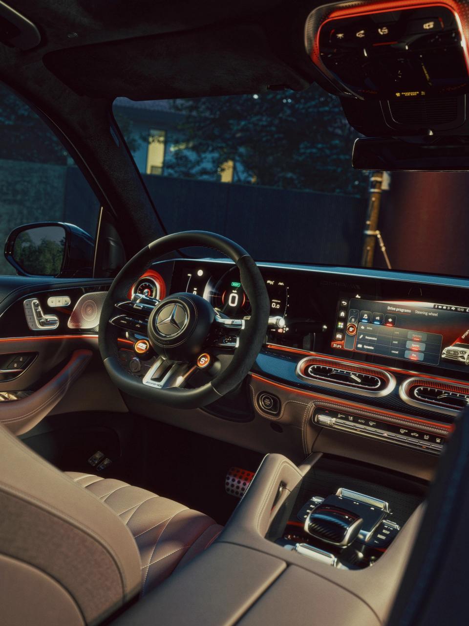 Interior of the Mercedes-AMG GLE 53 Hybrid SUV.