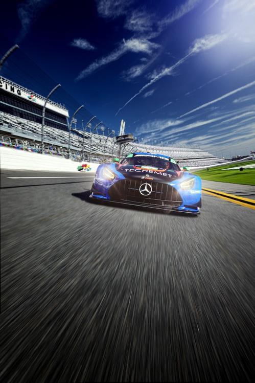 Mercedes-AMG GT auf der Rennstrecke bei der IMSA WeatherTech SportsCar Championship