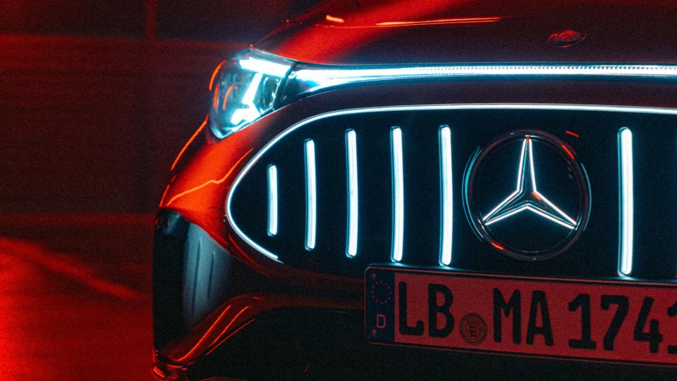 Close-up of the headlights and the Mercedes star