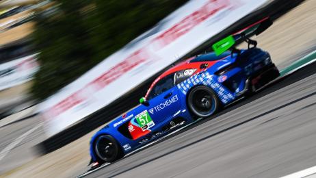 Mercedes-AMG GT auf der Rennstrecke bei der IMSA WeatherTech SportsCar Championship