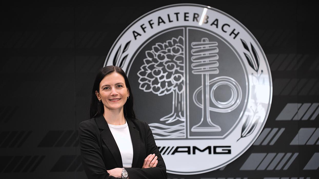 Portrait of Mercedes-AMG CFO Marina Hüttinger