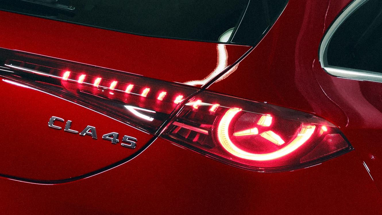 Close-up of the rear light and the CLA 45 lettering