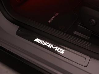 Einstiegsleiste des Mercedes-AMG EQE 53 4MATIC+.