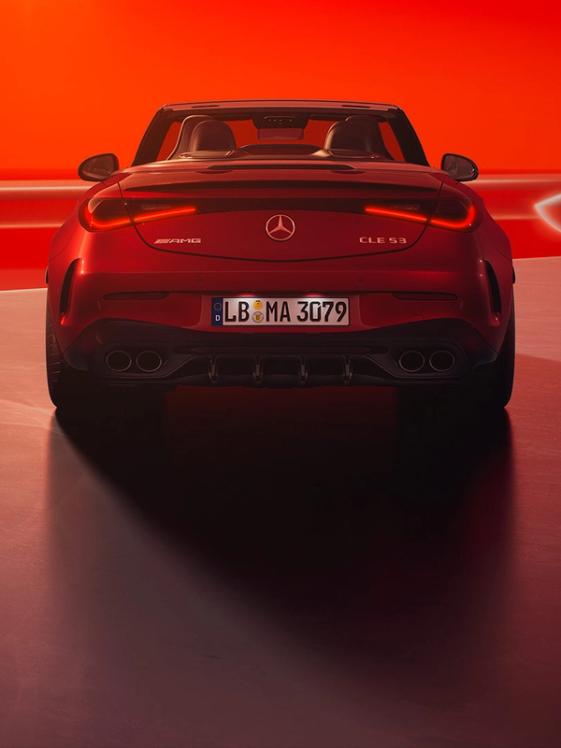 Heckansicht Mercedes-AMG CLE 53 Cabriolet.
