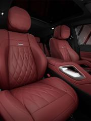 Sitze und Polster der neuen Mercedes-AMG GLE-Coupé Arctic Silver MANUFAKTUR Edition
