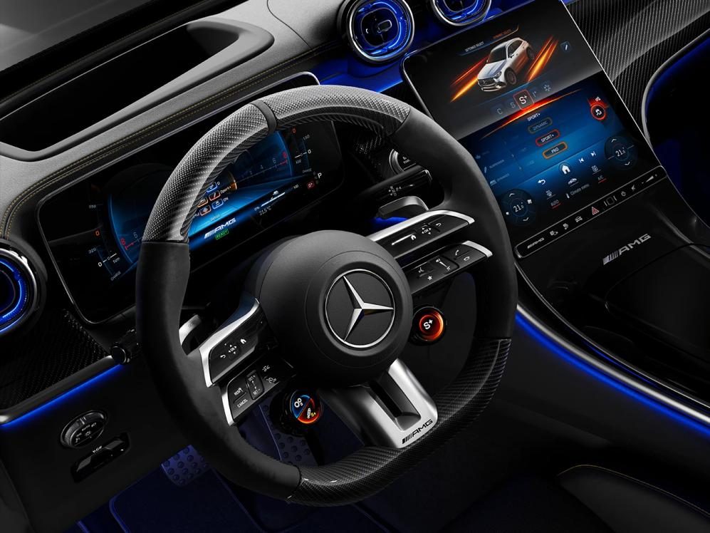 AMG Performance Lenkrad des Mercedes-AMG GLC 63 S E PERFORMANCE.